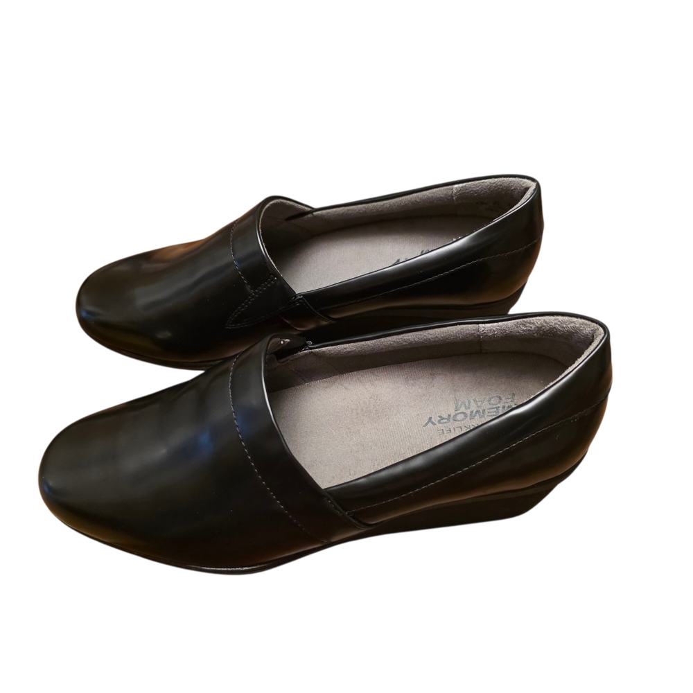 Life Stride Klassy Worklife Slip-Resistant Black Women's Wedge Shoes Size 8.5 - Picture 2 of 10